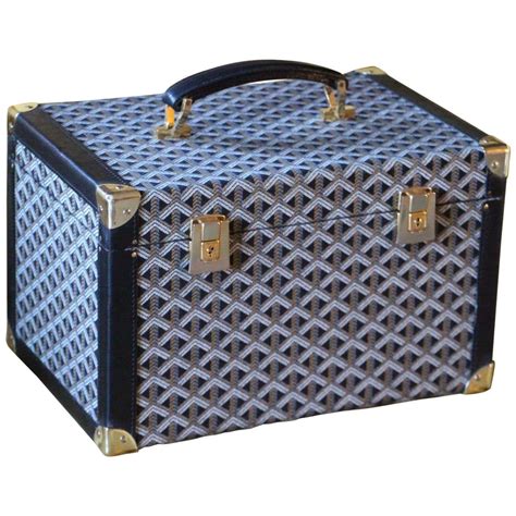 goyard jewelry box price|goyard luggage price.